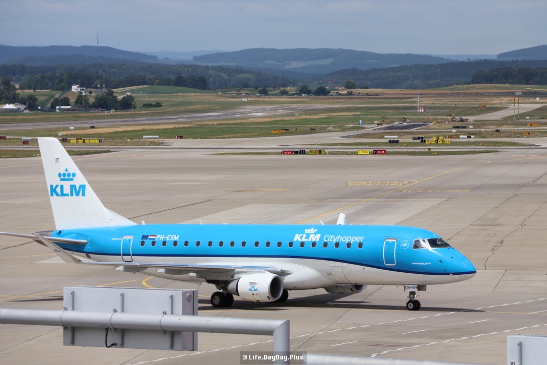 Embraer E175std