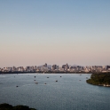 从雷峰塔眺望杭州